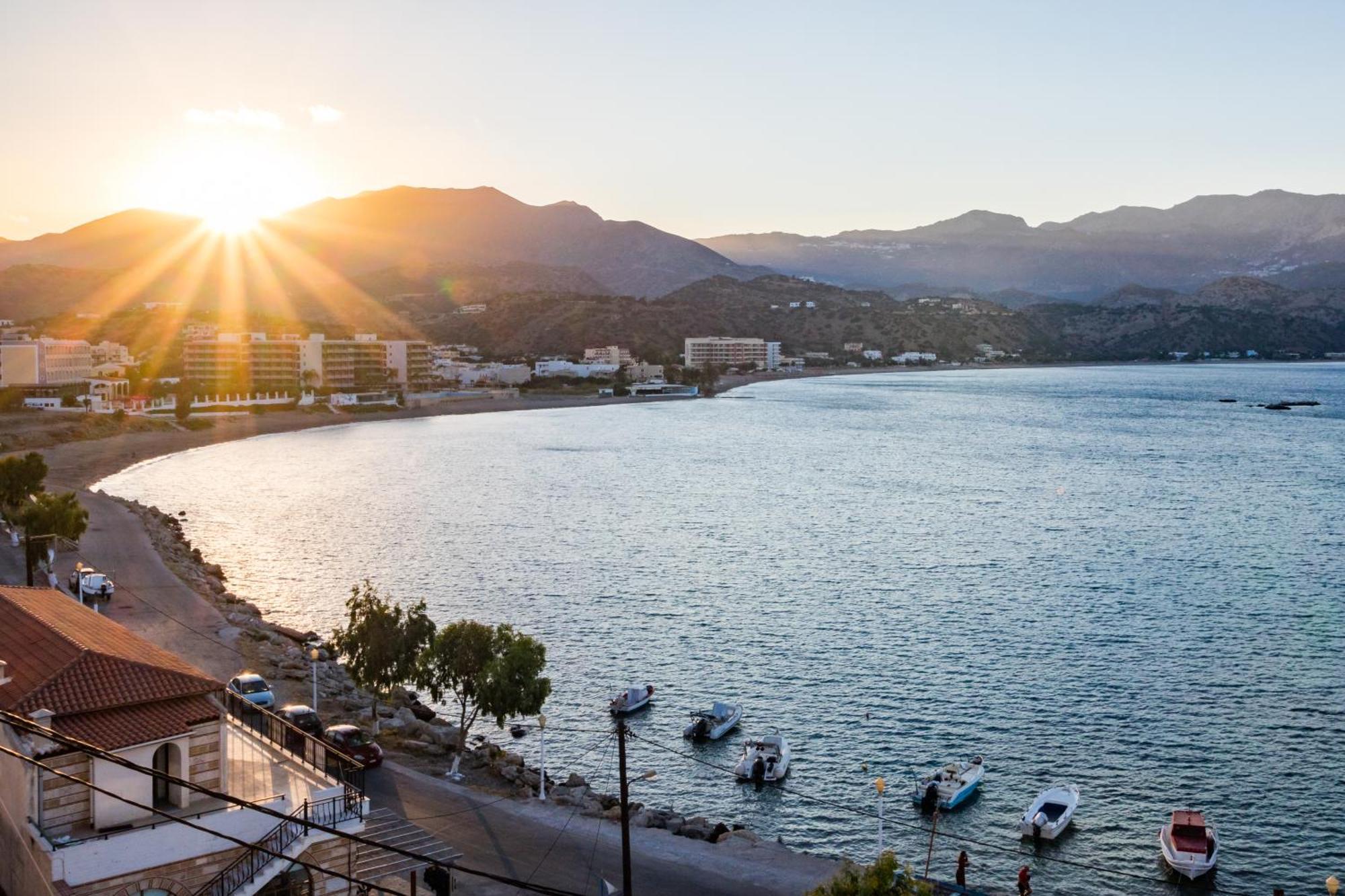 Olia Boutique Apartments Karpathos Ngoại thất bức ảnh